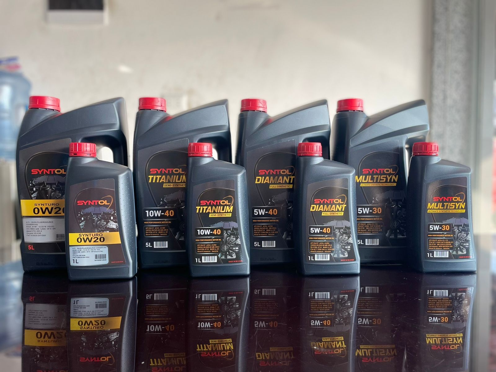 SYNTOL motor oil range including 0W-20, 10W-40, 5W-40 and 5W-30